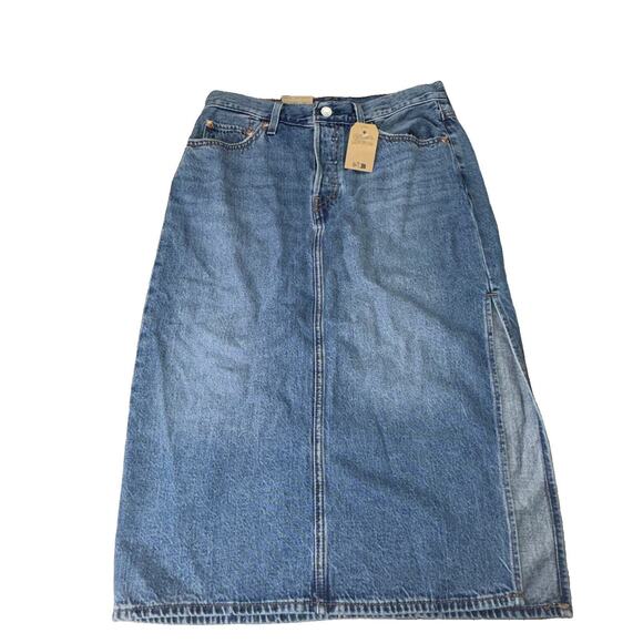 Levi's Dresses & Skirts - Levi's Women's Side Slit Skirt Size 28 Blue Denim New With Tags (AM32)